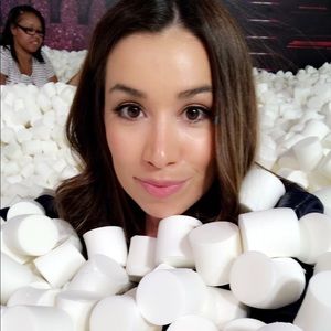 Meet your Posher, Karla